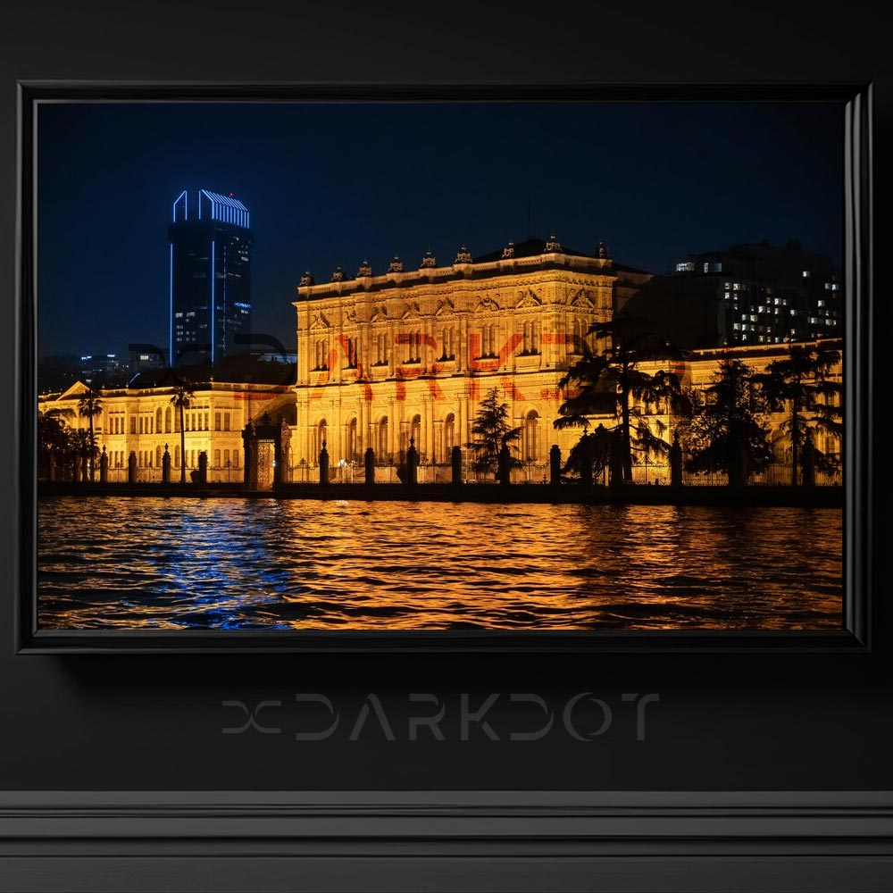 sari isiklar altinda dolmabahce sarayi gece fotografi istanbul fotograflari