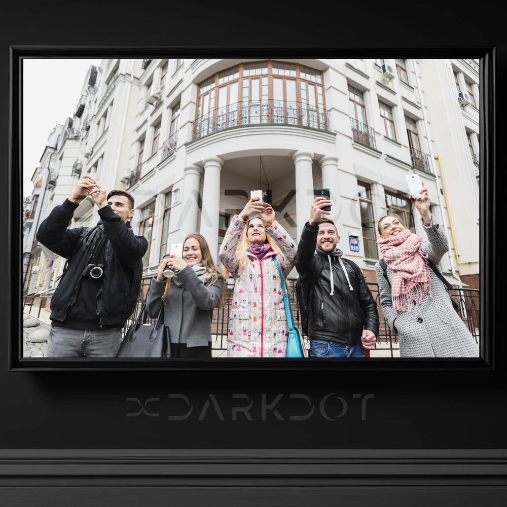 birlikte fotograf ceken genc turistler genc arkadas grubu fotograflari