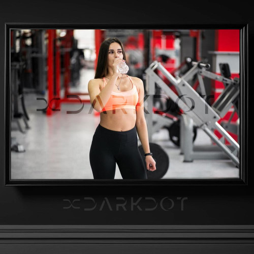 fitness spor salonu fotograflari fit vucutlu genc kadin sporcu fotograflari