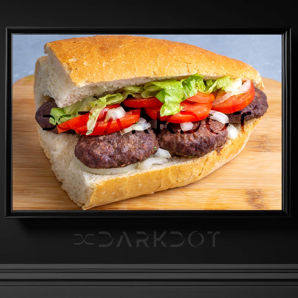 ekmek arasi izgara kofte fotografi ekmek arasi kofte sogan yesillik menu