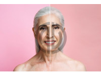 3449 yaşlı kadın yüz estetiği yaptırmış kırışıklığı giderilmiş kadın suratı güzellik tema