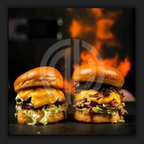 Hamburger cheesburger ikili mcdonalds fotoğrafı