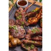 karisik izgara et tabagi menu siyah arka plan