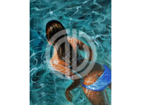 Nft havuzda yüzen kadın fotoğrafı telifsiz görseller