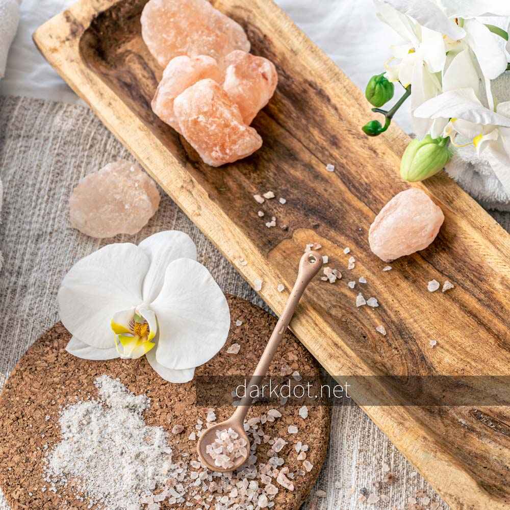 Spa guzellik merkezi cicekli tasli tema