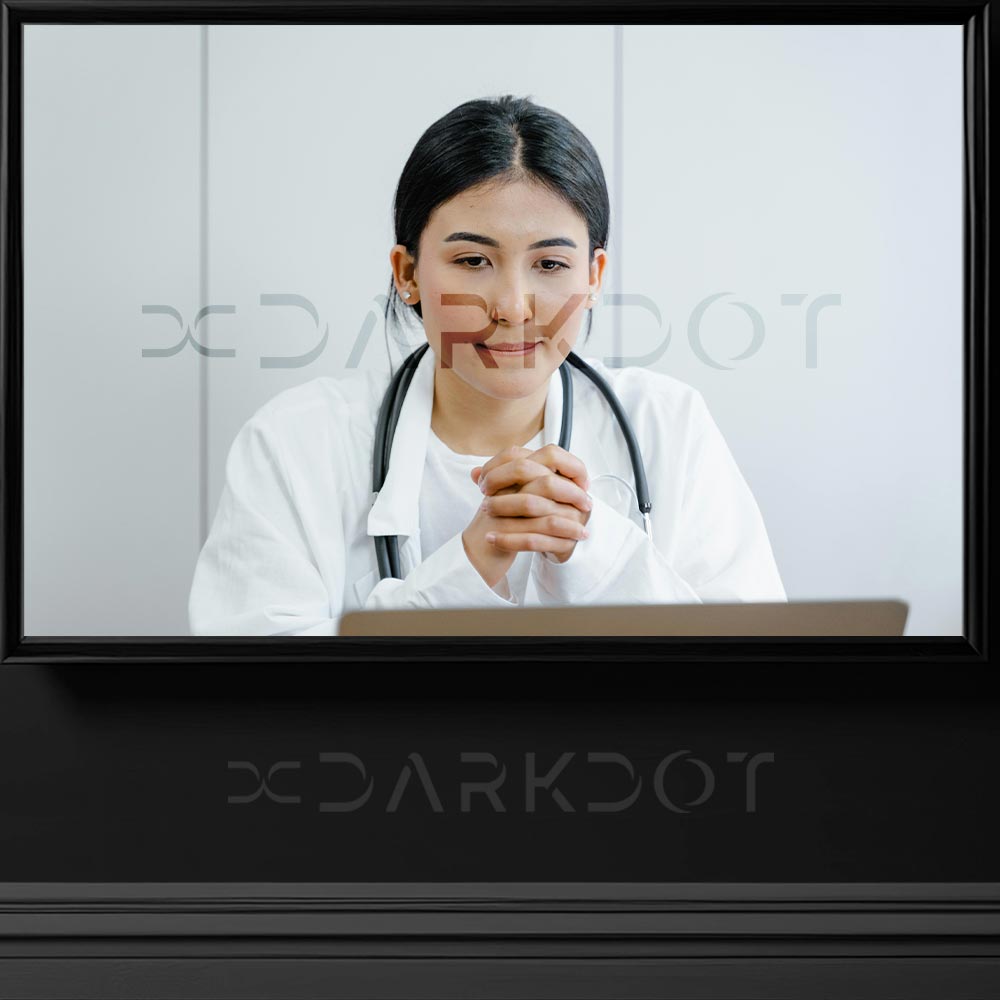 goruntulu gorusme yapan doktor fotografi kadin doktor fotograflari