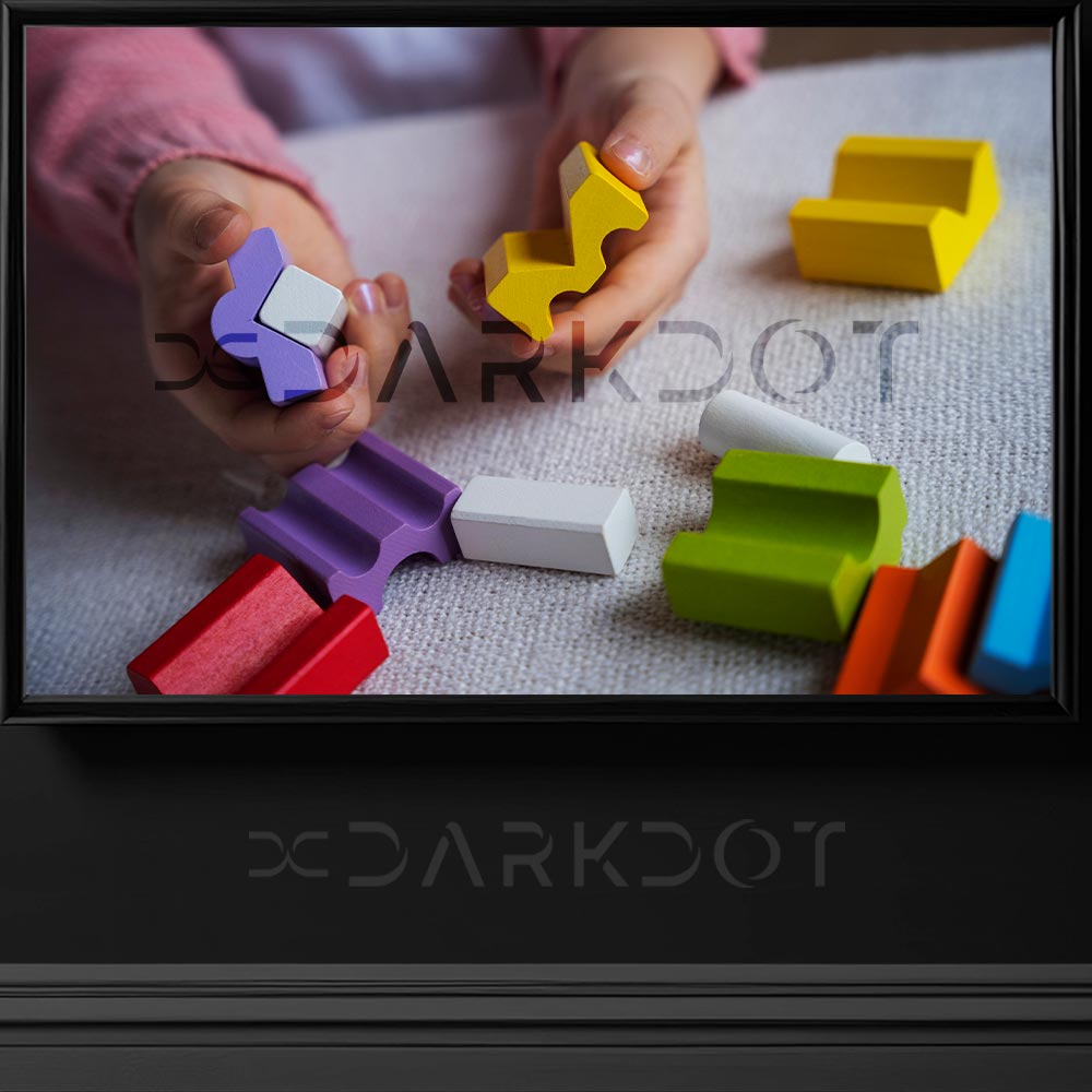 lego yapan cocuk puzzle oynayan cocuk fotografi kucuk anaokulu ogrencisi